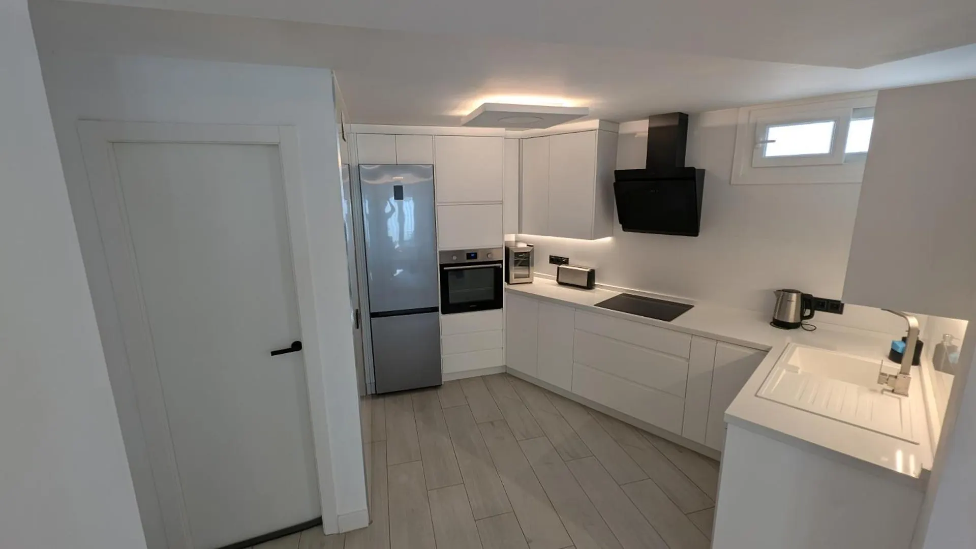 Casa Moderna Con Gimnasio Villa Torremolinos Feriehus
